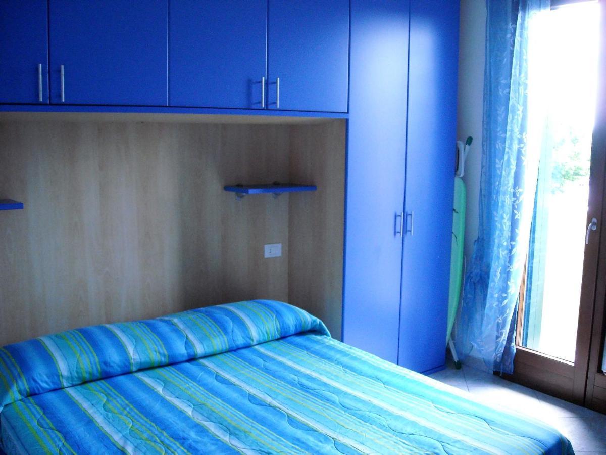 Hotel Apartments Villaggio Dei Fiori 4 Stars Luxury - Great Family Resort - Pet Friendly - With Hypermarket - Delivery Restaurant-Pizzeria - Room Breakfast With Supplement - Ultra Fast Wi-Fi - Play Area For Children - Olympic Swimming Pool - Parking Caorle Exterior foto