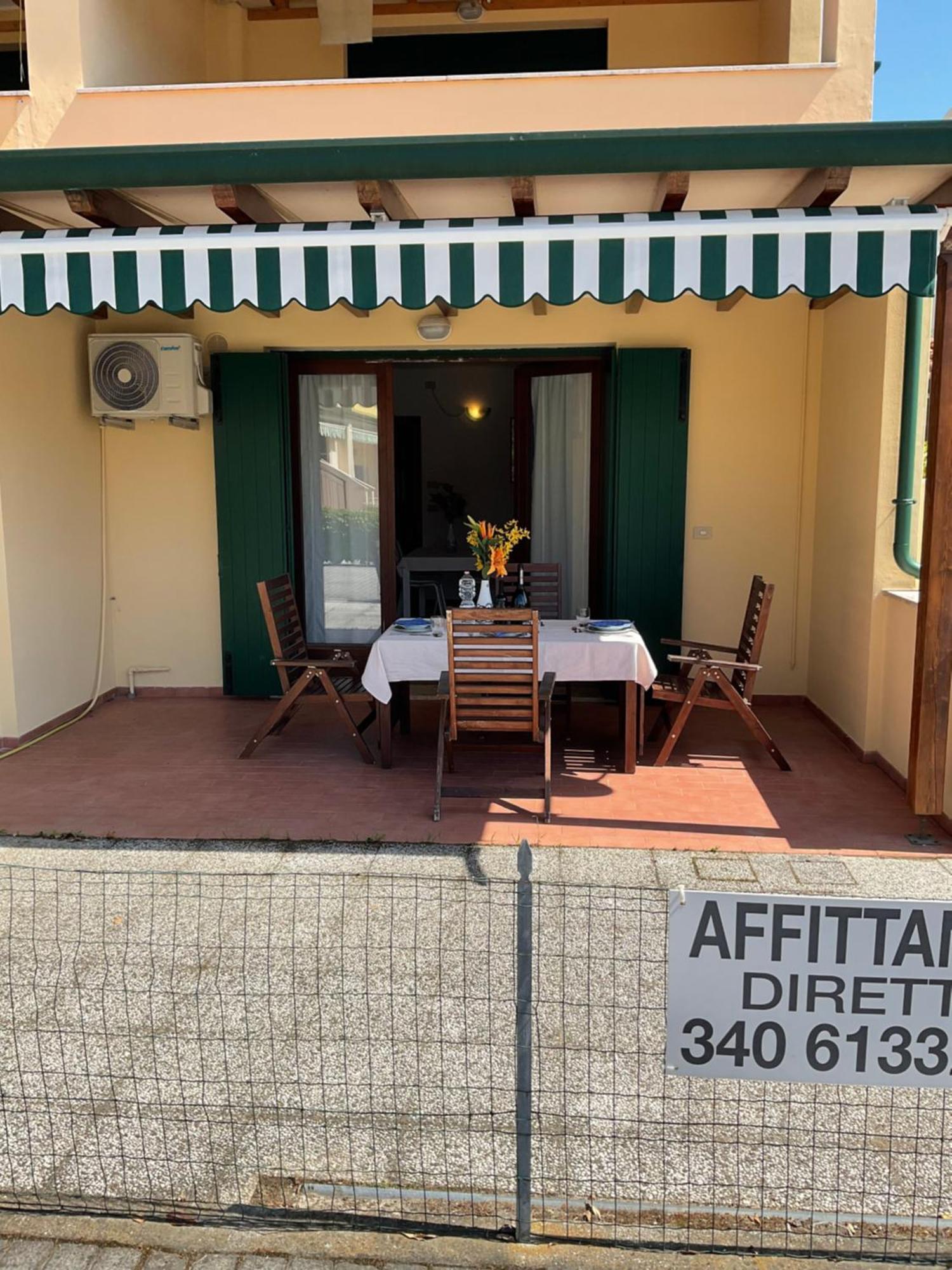 Hotel Apartments Villaggio Dei Fiori 4 Stars Luxury - Great Family Resort - Pet Friendly - With Hypermarket - Delivery Restaurant-Pizzeria - Room Breakfast With Supplement - Ultra Fast Wi-Fi - Play Area For Children - Olympic Swimming Pool - Parking Caorle Exterior foto